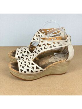 Baretraps Miriam Platform Wedge Sandals Womens 8 Cream Tan Heel Zip Casual